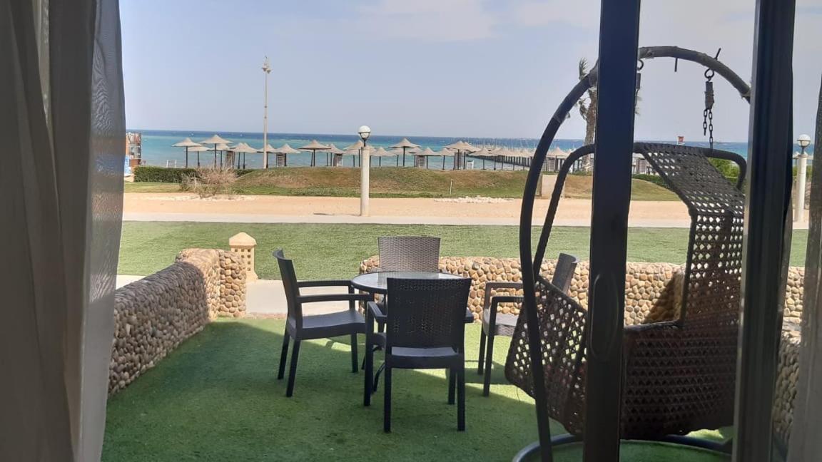 Seaview Chalets In Porto South Beach - Families Only Ain Sukhna Dış mekan fotoğraf