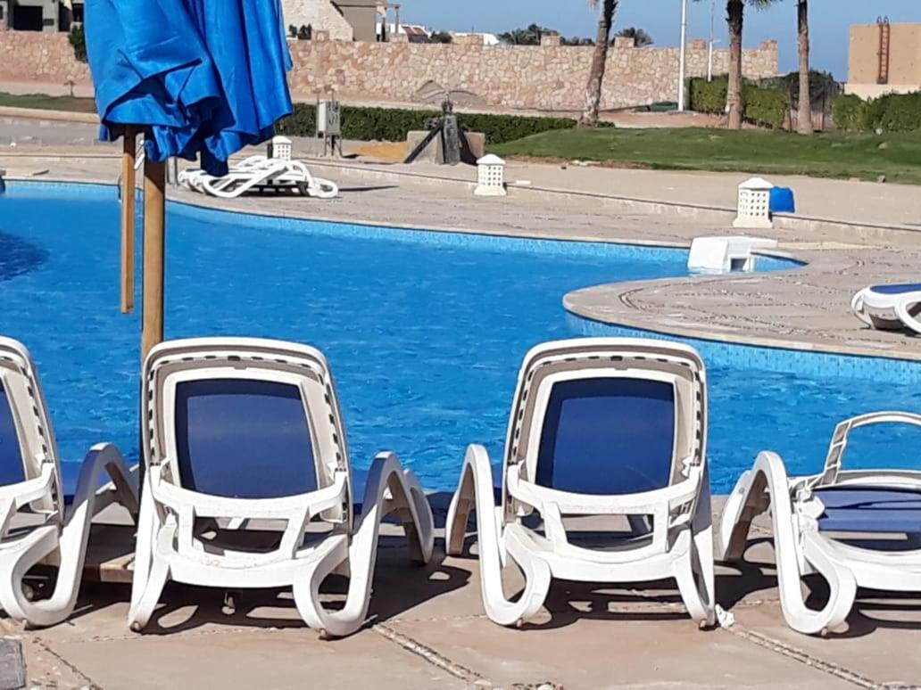Seaview Chalets In Porto South Beach - Families Only Ain Sukhna Dış mekan fotoğraf